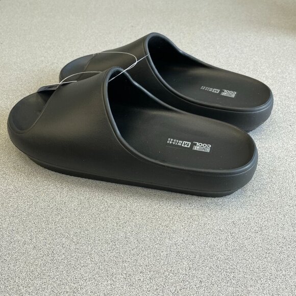 NEW 32 Degrees Cool  Women's 7.5-8.5 Black Cushion Slide Sandals - Picture 2 of 9